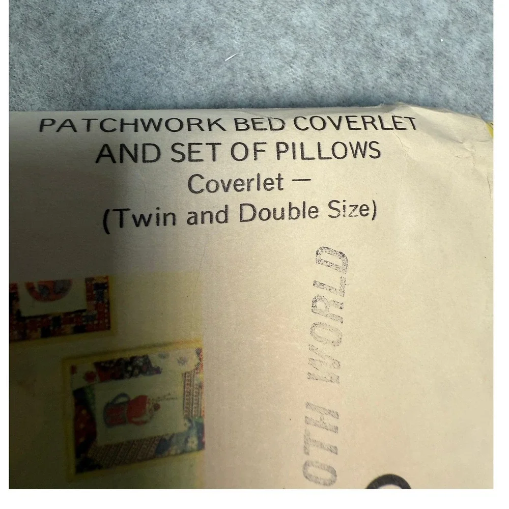 VTG McCall's 3864 Patchwork Bed Coverlet Pillow Pattern Uncut Pillows 70's Craft